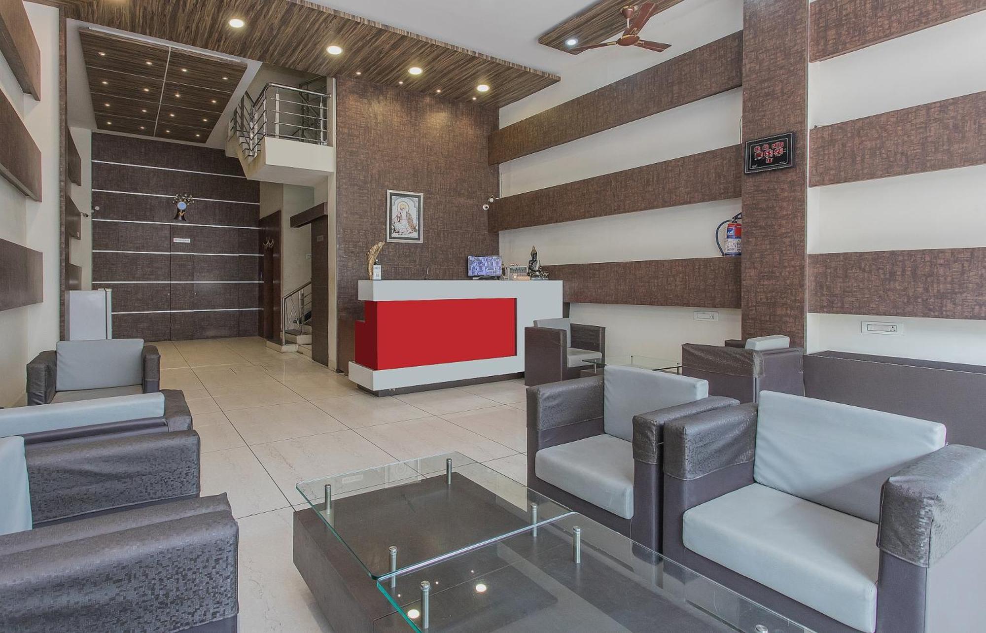 Hotel Mehar Residency Indore Zewnętrze zdjęcie