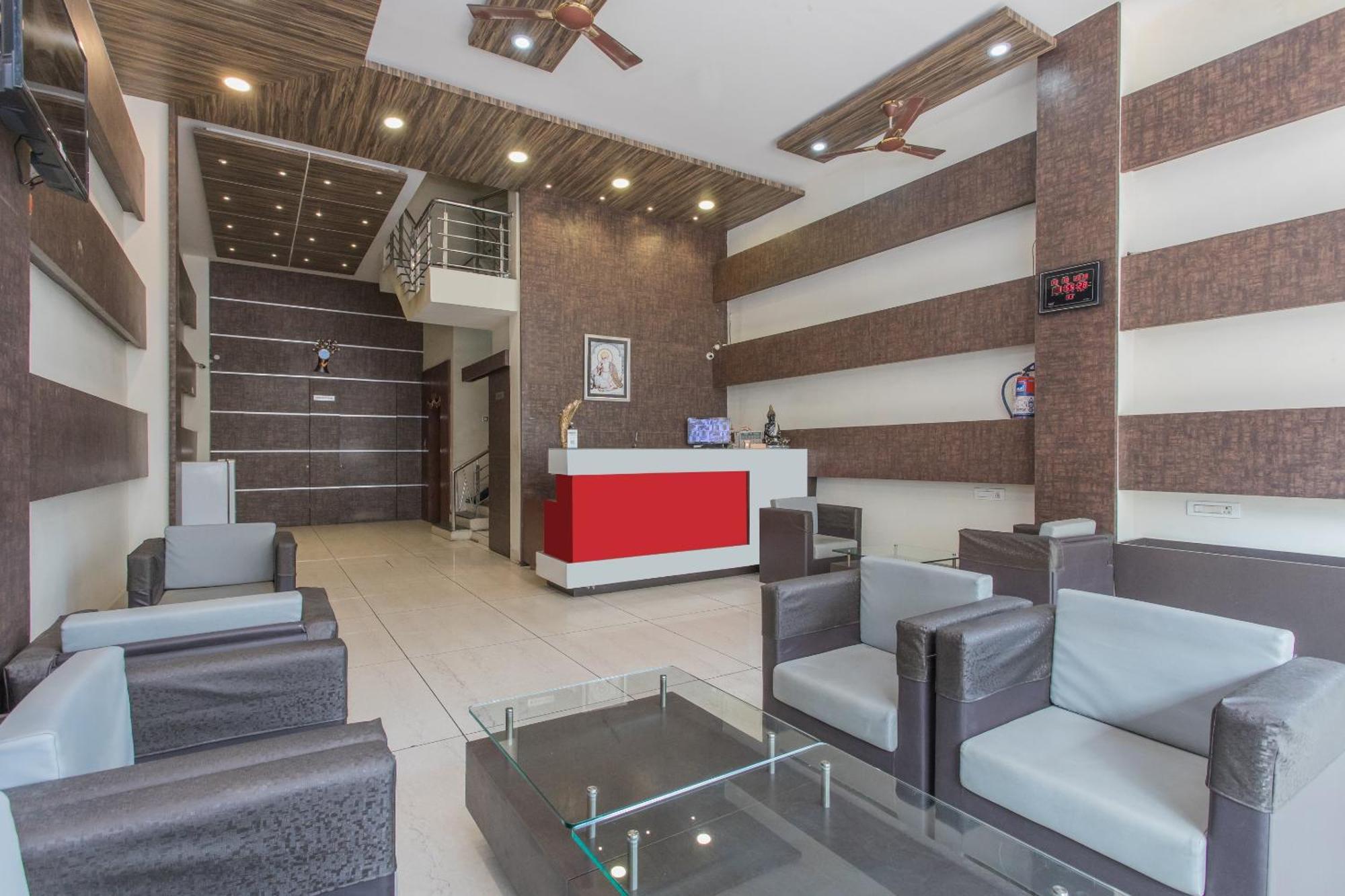 Hotel Mehar Residency Indore Zewnętrze zdjęcie