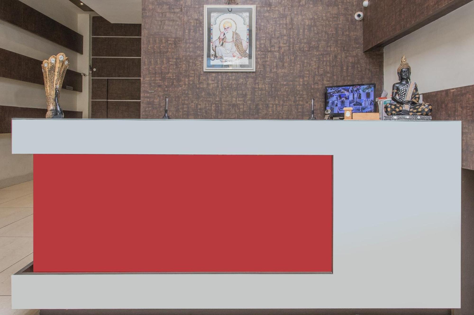 Hotel Mehar Residency Indore Zewnętrze zdjęcie