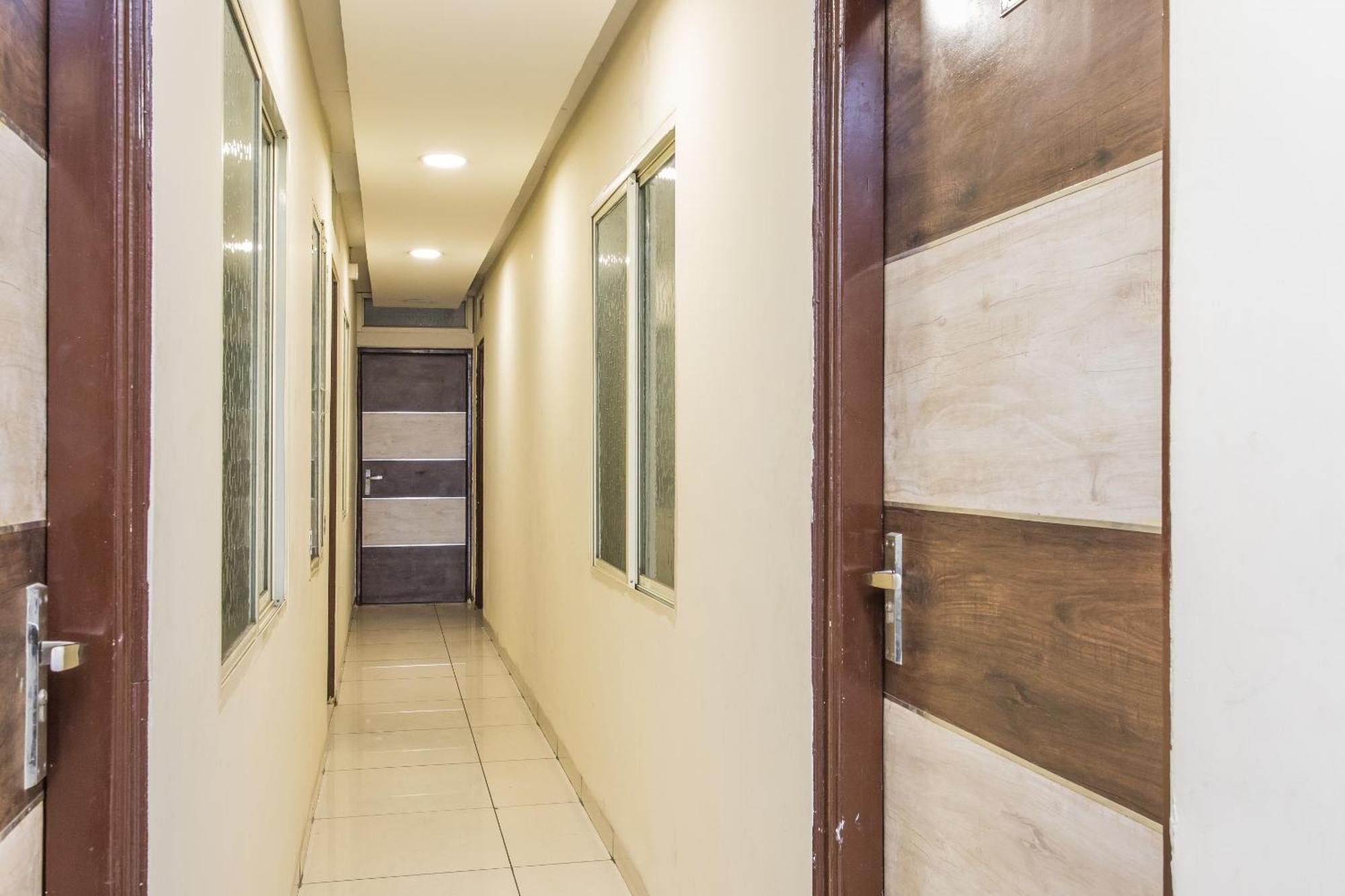 Hotel Mehar Residency Indore Zewnętrze zdjęcie